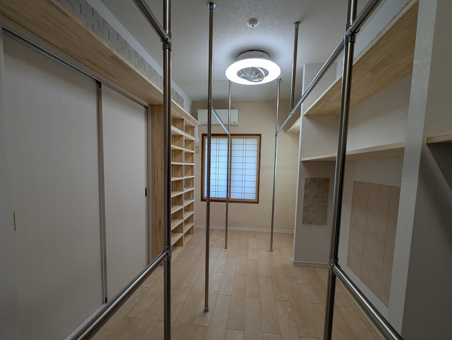 マンションリフォーム 和室をウォークインクローゼットへ 畳をフローリングへ 半田市 カワイ建築工房