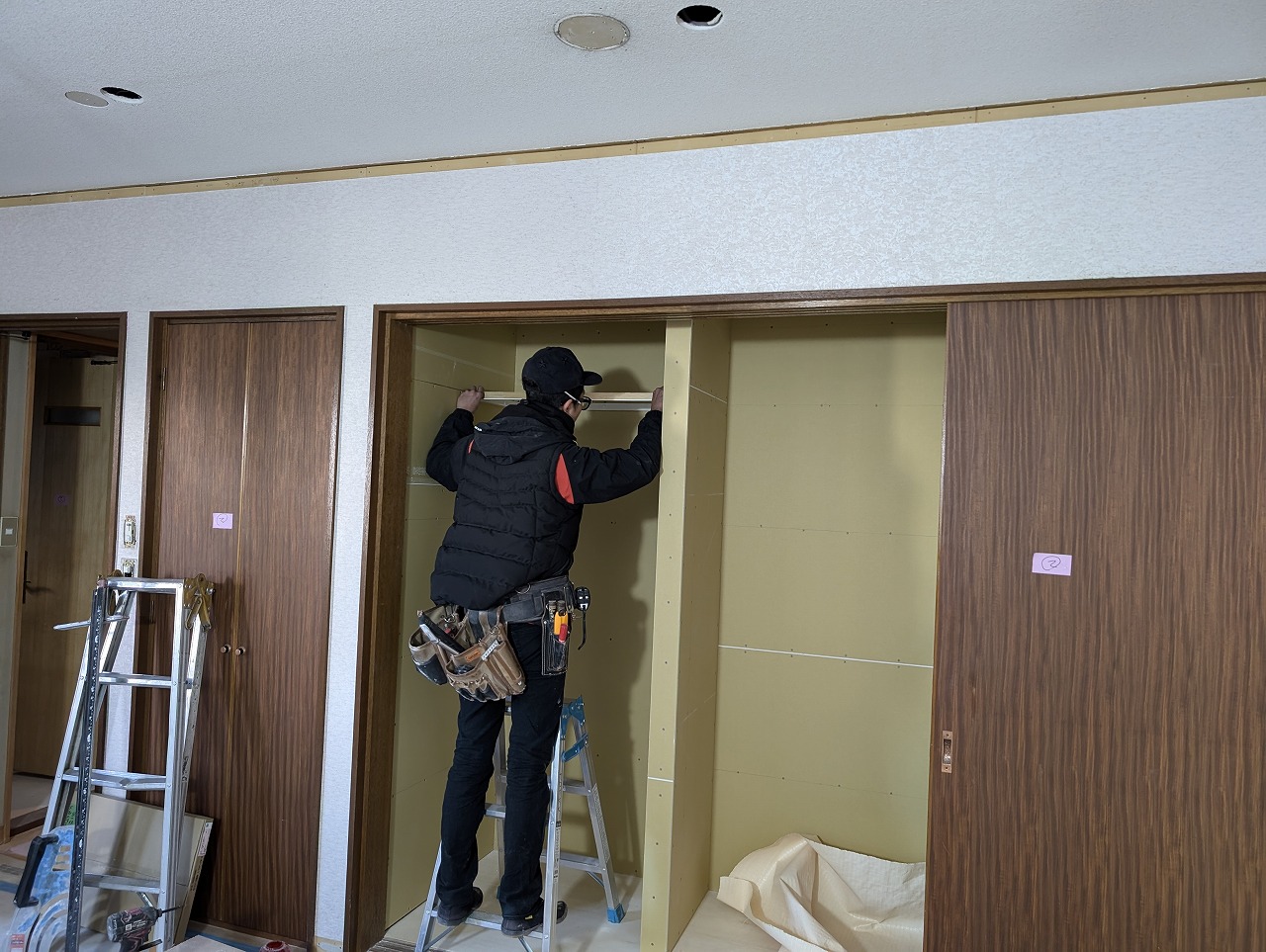 戸建てリフォーム　クローゼット　施工中　大府市　カワイ建築工房