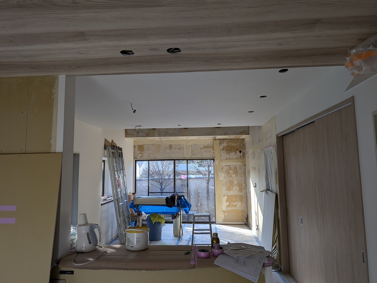 戸建てリフォーム　リビング　吹抜　クロス貼替　大府市　カワイ建築工房