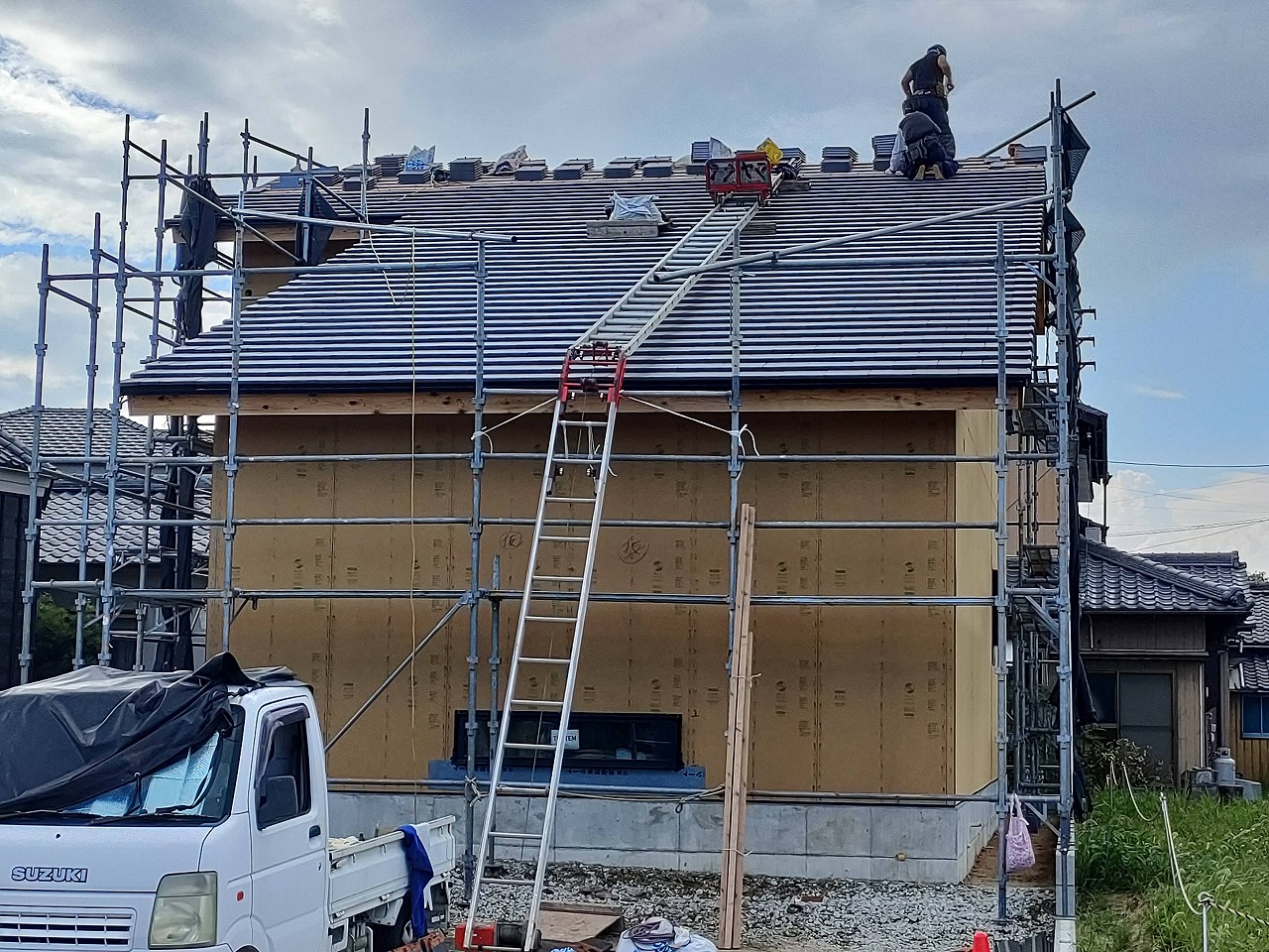 フラット瓦　瓦葺き　新築　注文住宅　一級建築士が建てる家　知多市　カワイ建築工房
