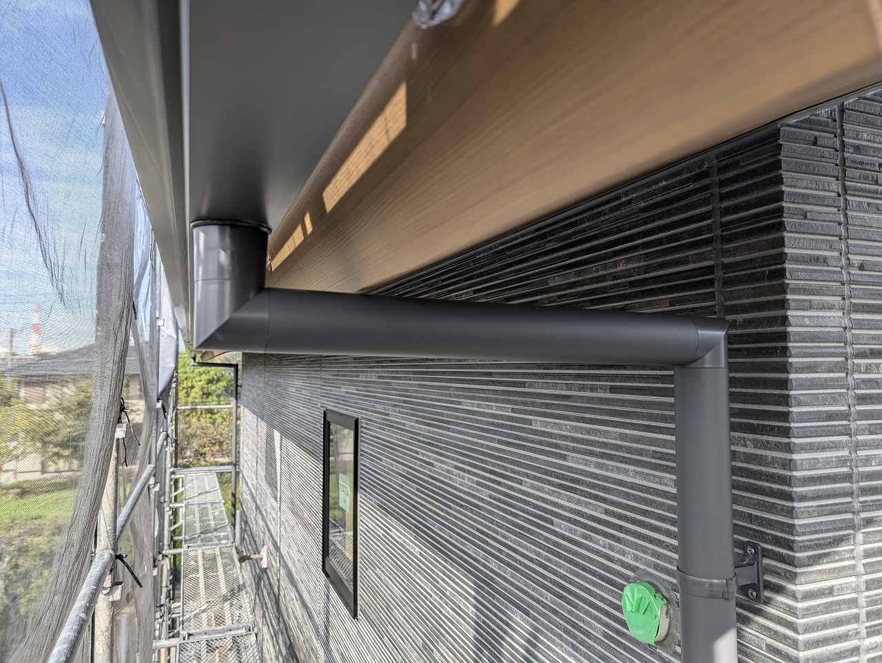 サーフィスケア　シンプルジョイント　樋設置　新築　注文住宅　一級建築士が建てる家　知多市　カワイ建築工房