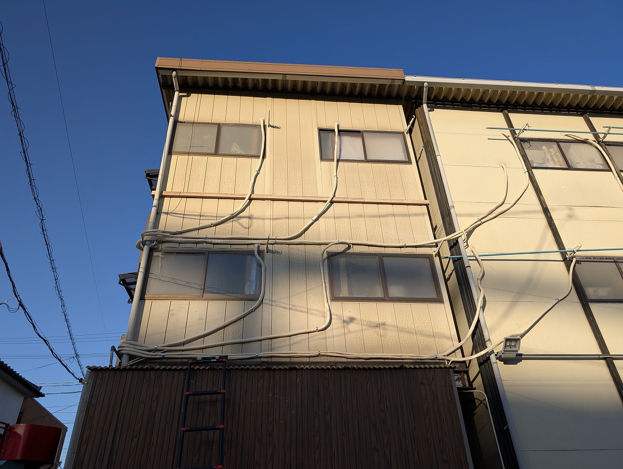 エアコンダクト　テープ巻き直し　集合住宅　大府市　カワイ建築工房