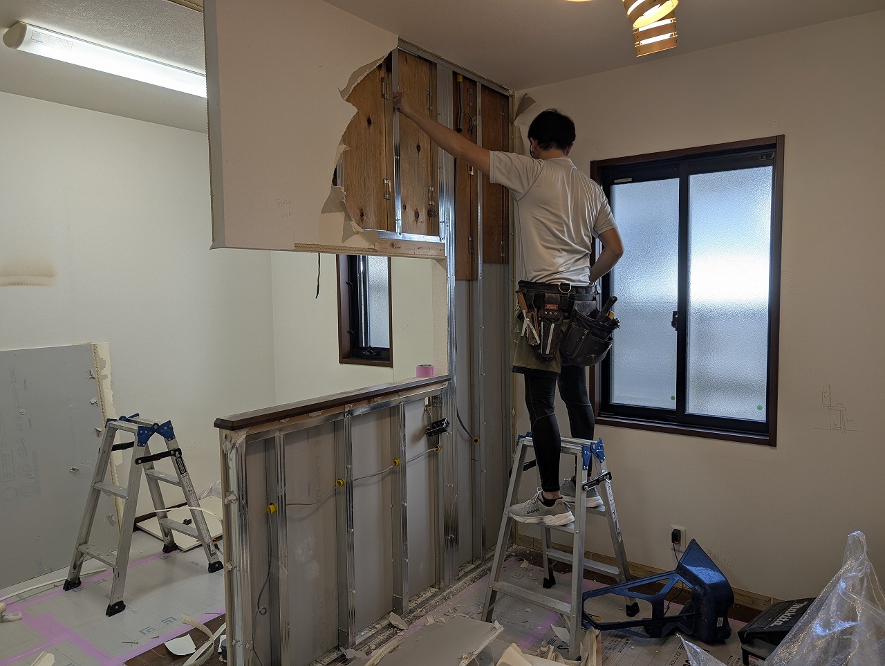 間仕切壁　解体　キッチンリフォーム　知多市　カワイ建築工房