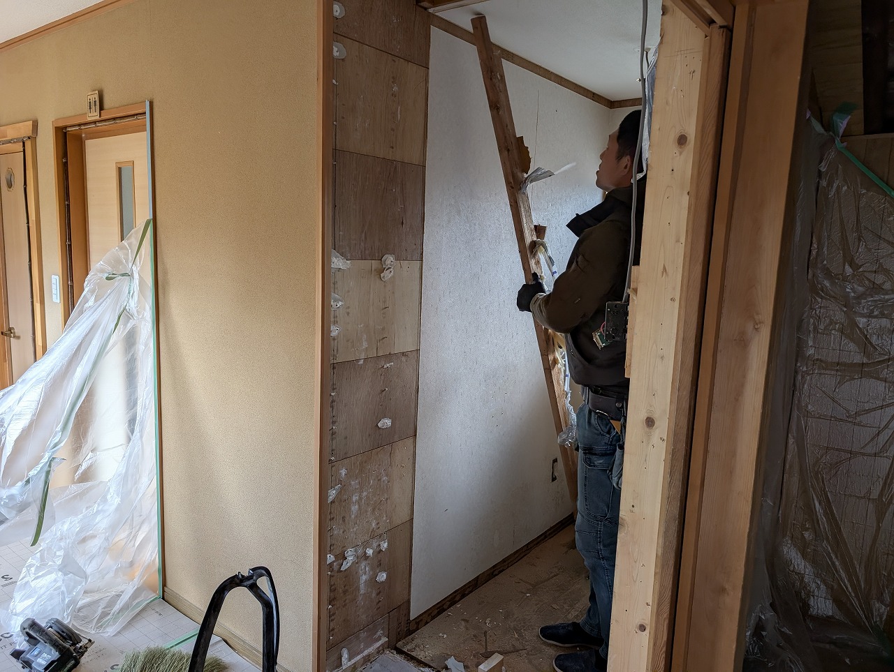 トイレリフォーム　入り口変更　お寺　知多市　カワイ建築工房