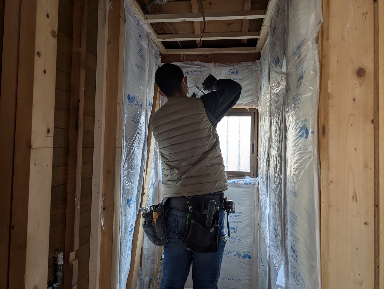 トイレリフォーム　断熱材入れ　お寺　知多市　カワイ建築工房　