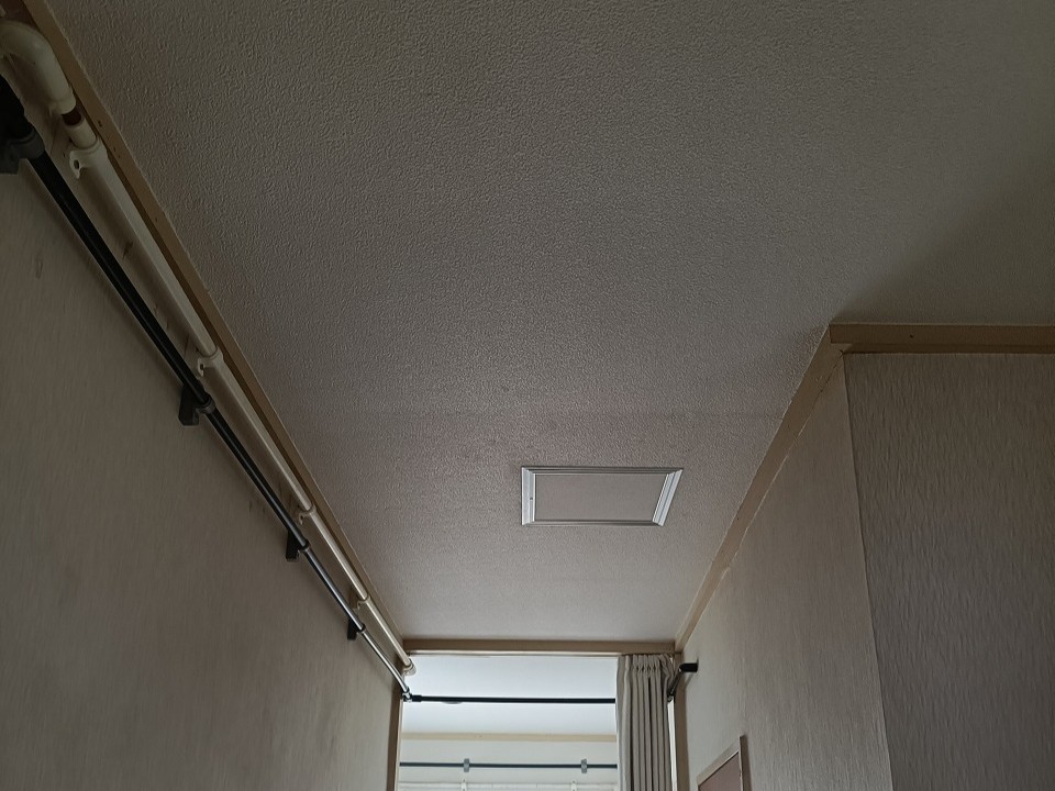 公団住宅　配管丸見え　リノベーション　名古屋市　カワイ建築工房