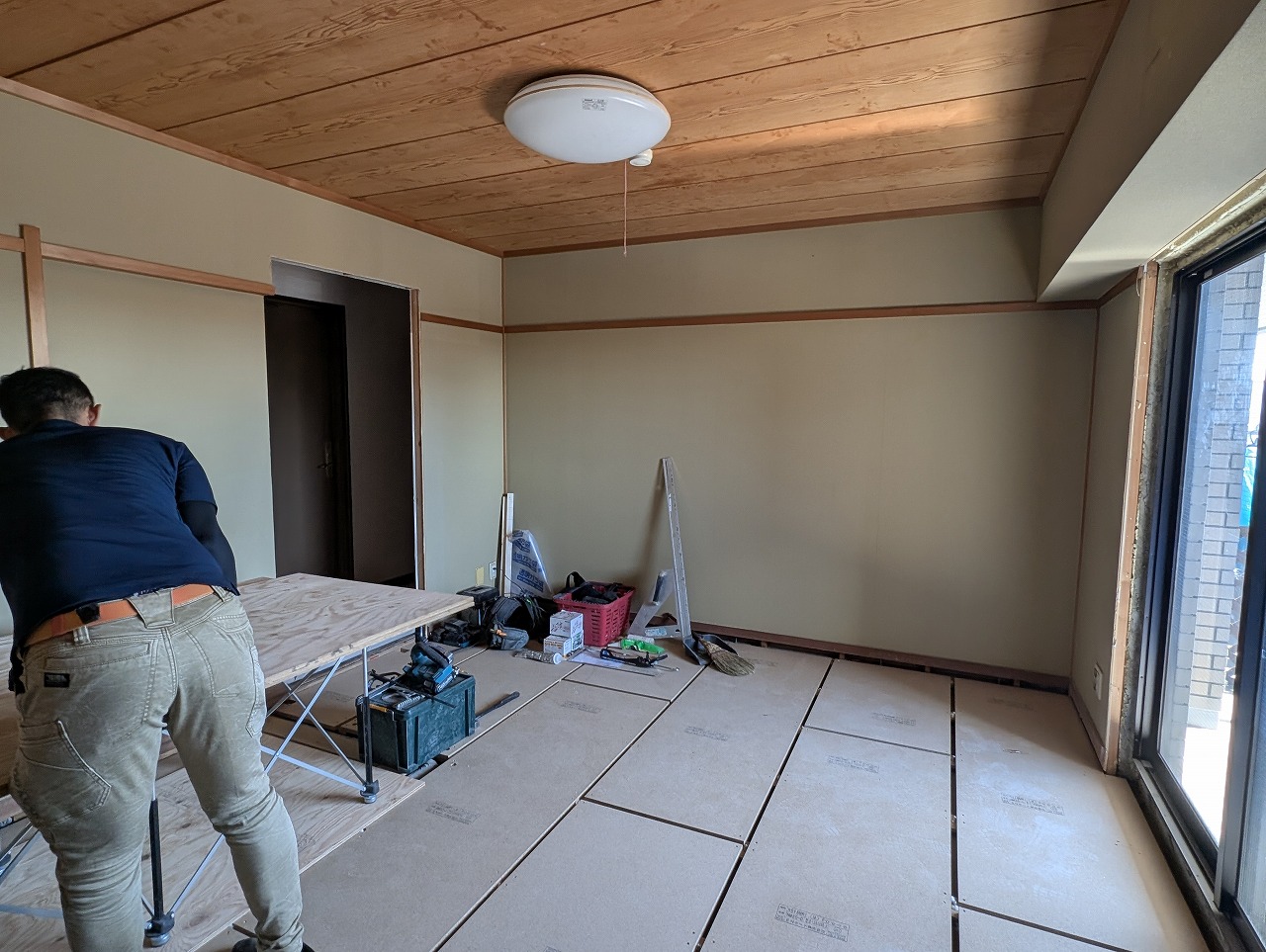 和室から洋室　既設ドア移設　マンションリフォーム　名古屋市　カワイ建築工房