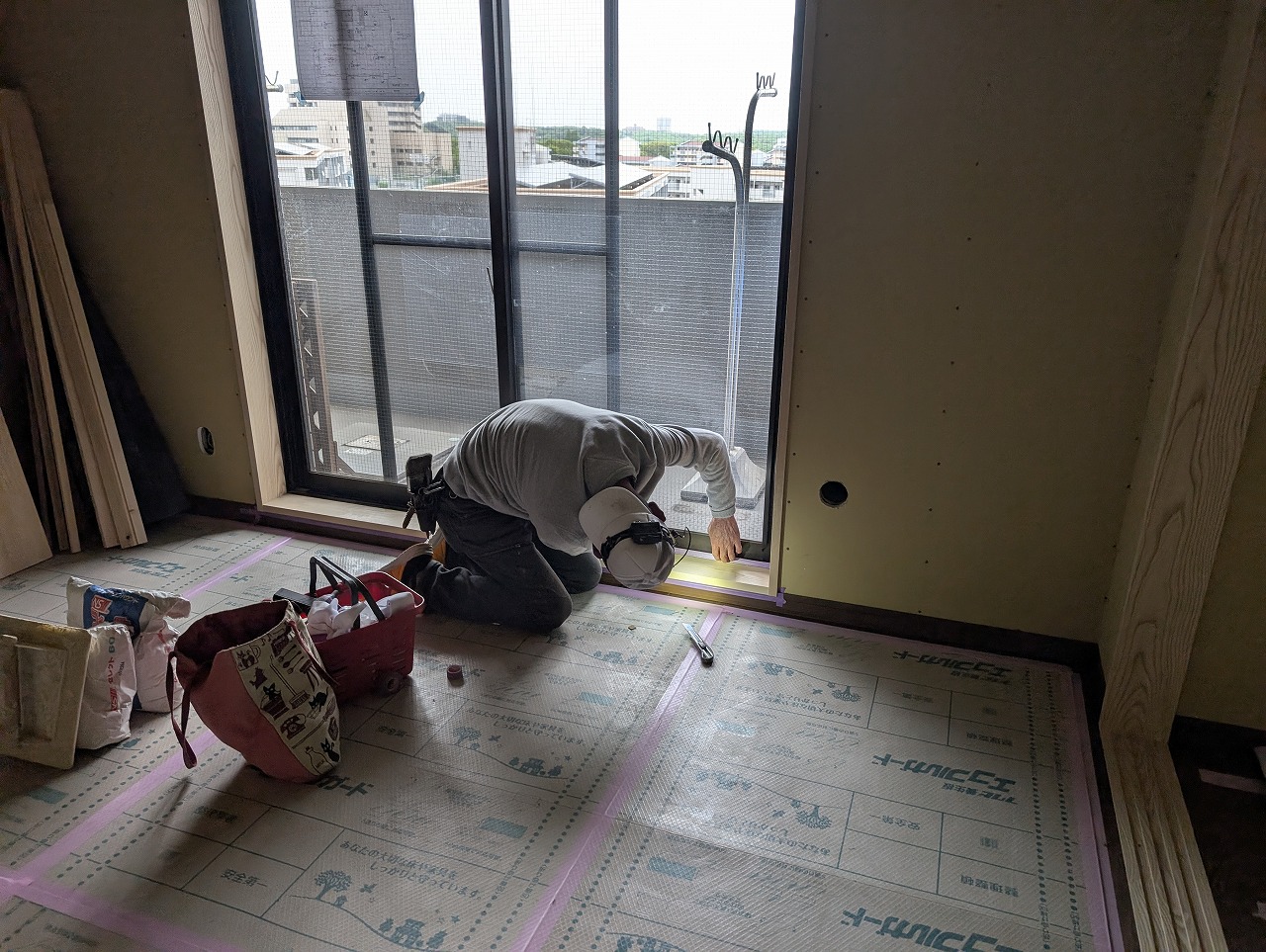 窓枠　塗装　マンションリフォーム　名古屋市　カワイ建築工房