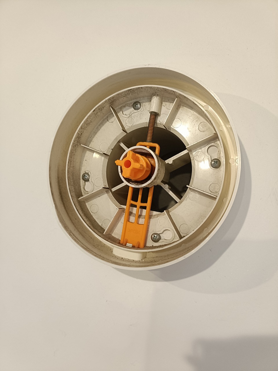 24時間換気　吸気口　フィルター　掃除　知多市　カワイ建築工房