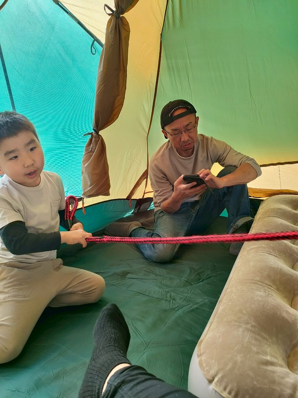 GW　実家帰省　畑でキャンプ　コールマン　三重県　カワイ建築工房