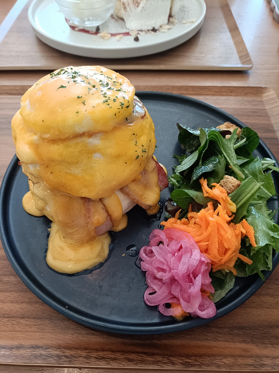 LUSH WASH CAFE　ランチ　映え　パンケーキ　お初です　カワイ建築工房