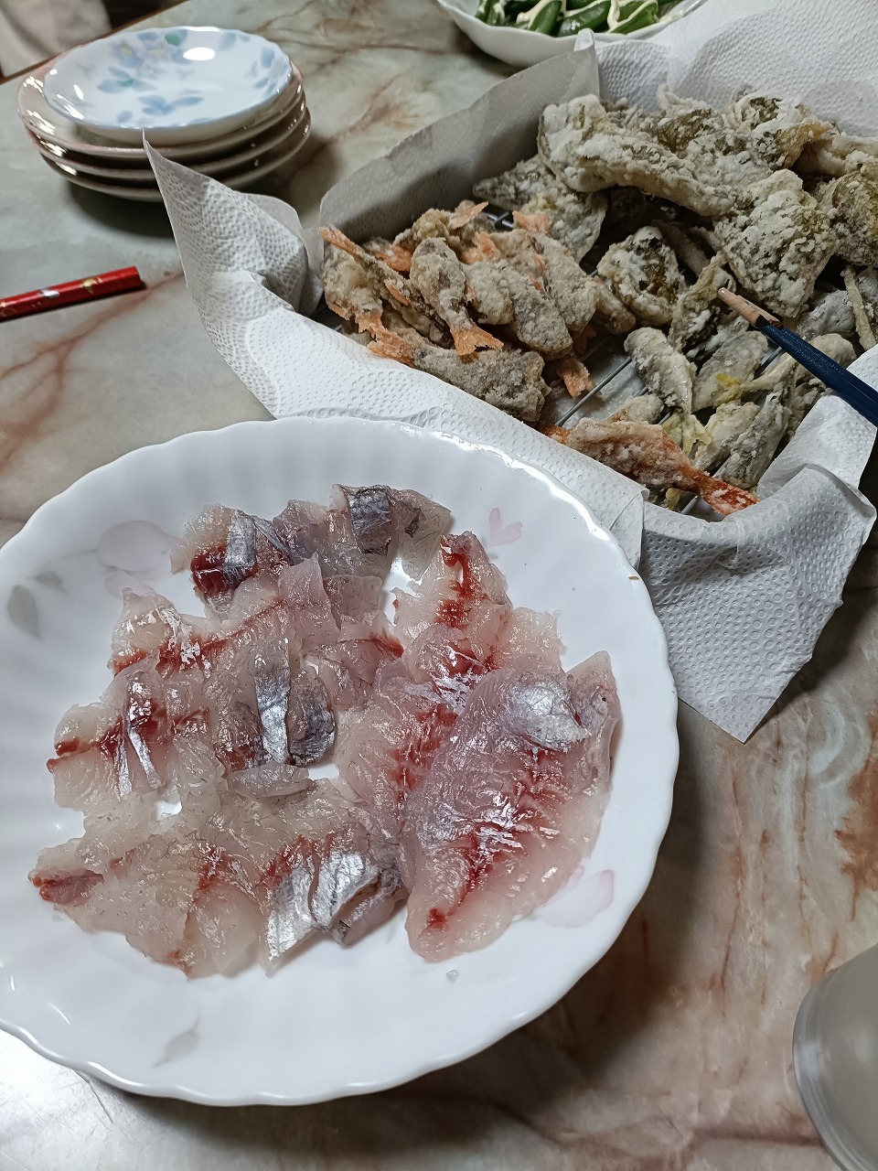 GW　三重県宿田曽　サビキ釣り　五目釣り　三兄弟　５０匹越え釣果　カワイ建築工房
