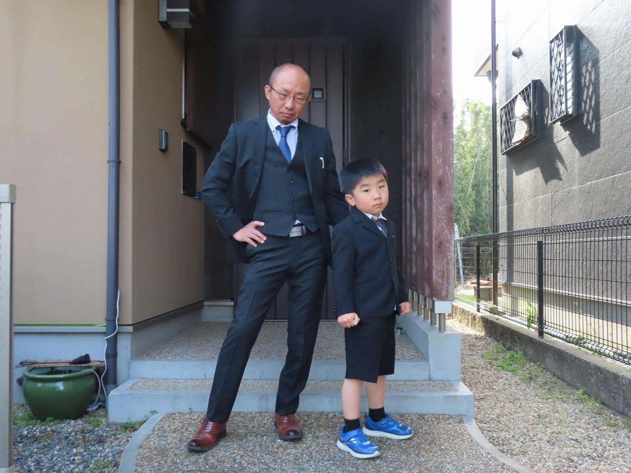 小学校　入学式　緊張　まじめ　三男　知多市　カワイ建築工房