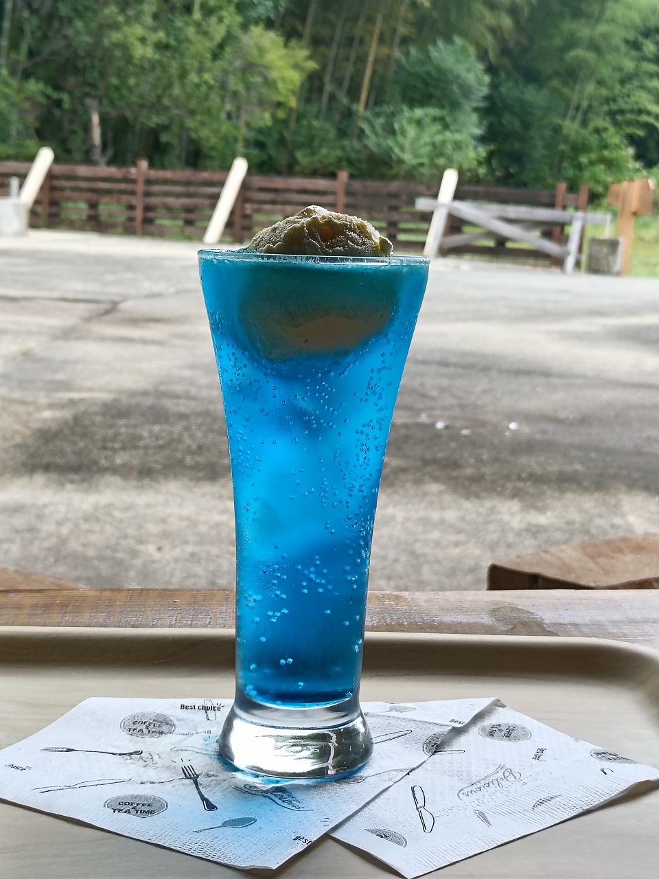 カフェなちゅらりぃ　クリームソーダ　三重県　松阪市